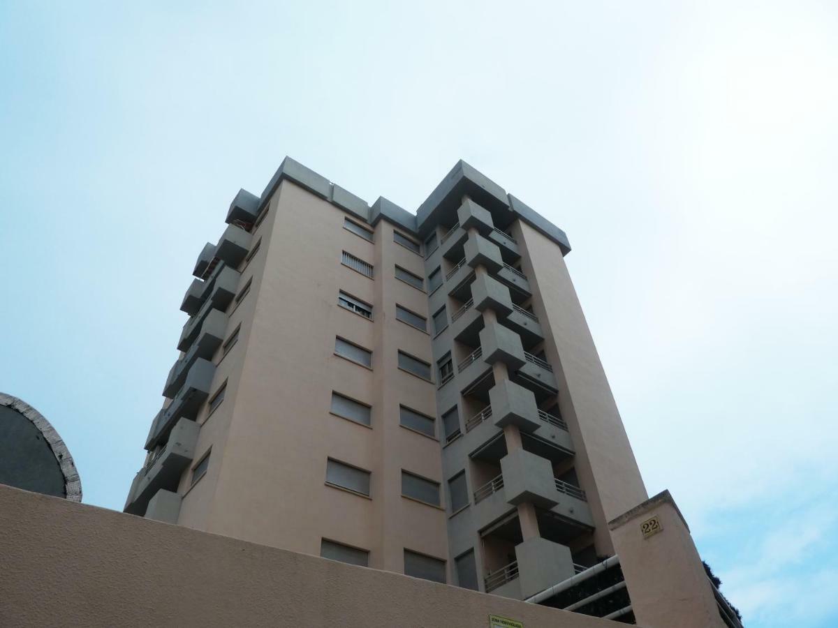 Apartamentos Gandia Grau Y Playa 3000 Екстер'єр фото