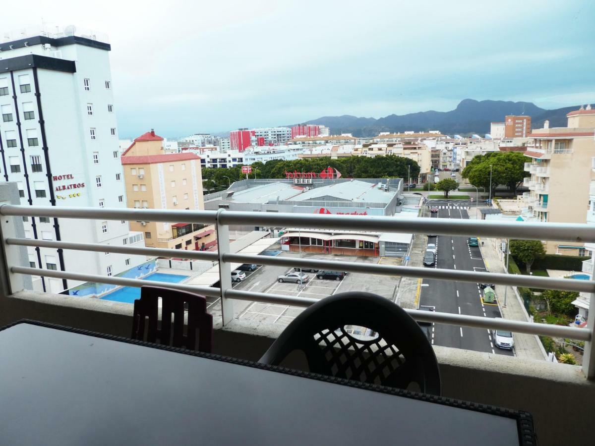 Apartamentos Gandia Grau Y Playa 3000 Екстер'єр фото